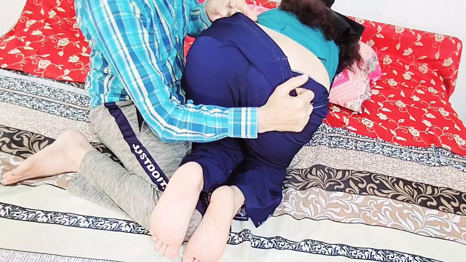 Desi couple bedroom, husband enjoys hard with sexy Hindi audio, Indian wife's doggy style