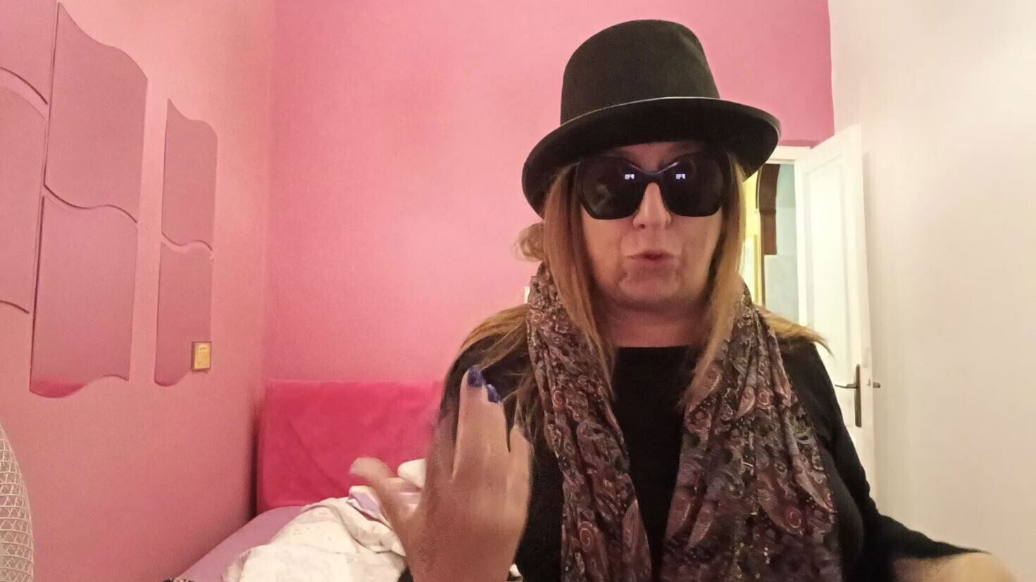 Veronica Rossi Official Comic porn invites trashy porn movie