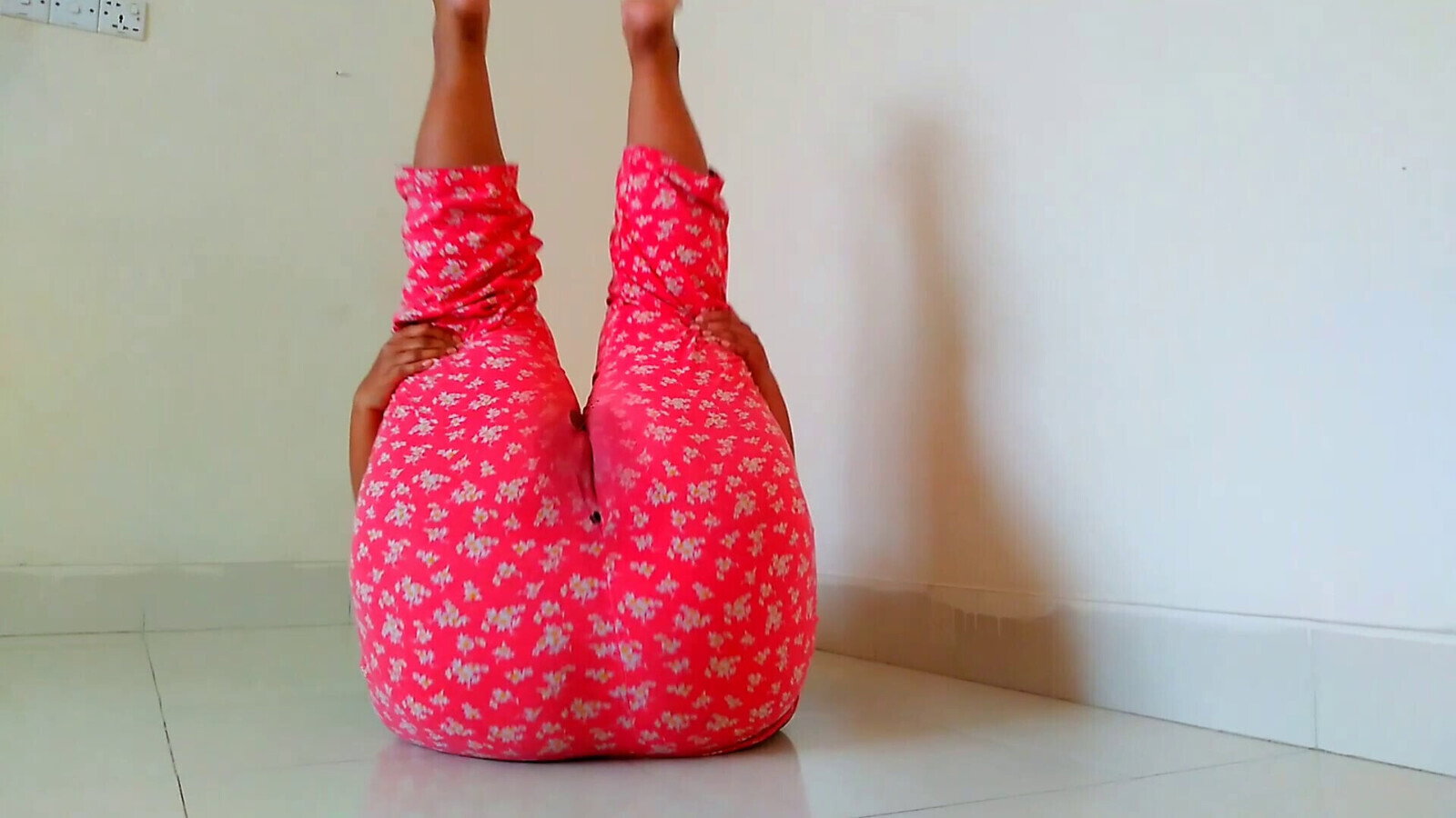 Busty Muslim College Girl seduces trainer exercise room Sexy Style workout then Trainer gets fuck Pussy