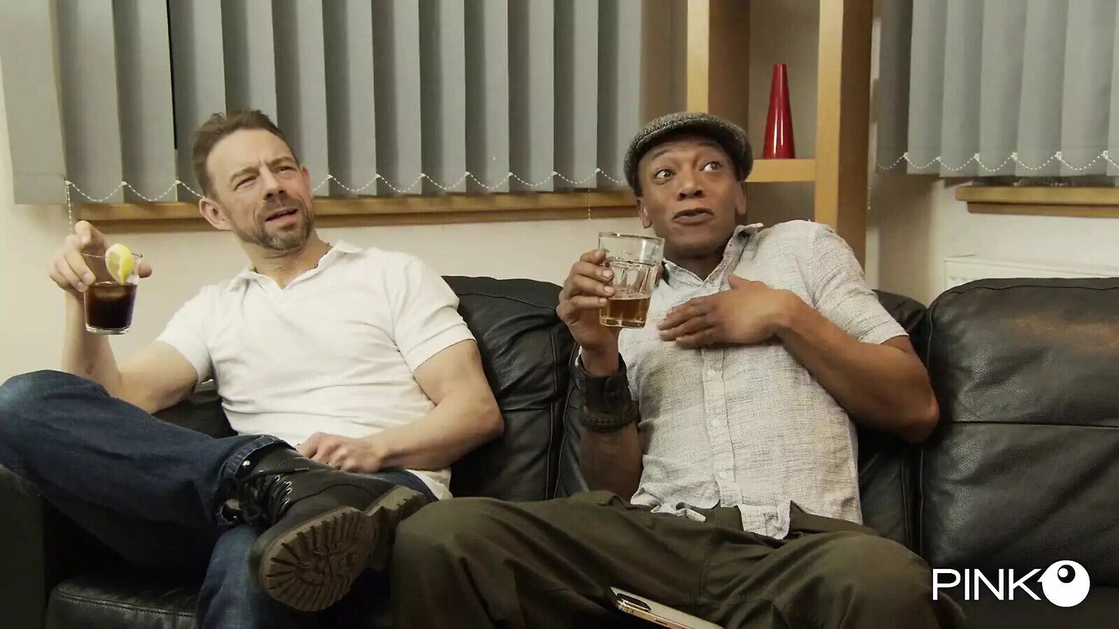 Alyson Enjoys Interracial Threesome Gives Gape