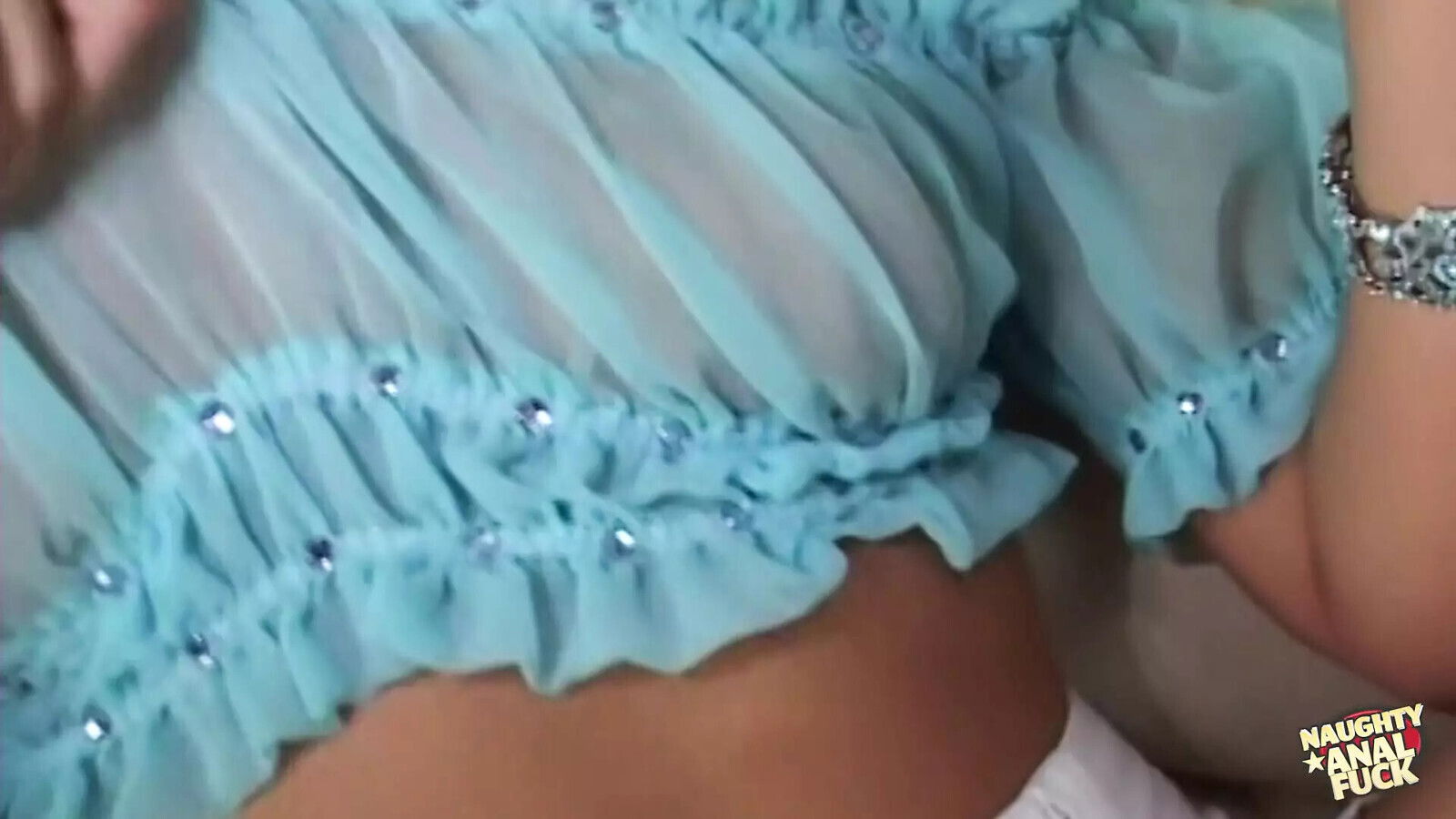 Sweet Tina Asks Give Satisfaction After Drilling Pussy