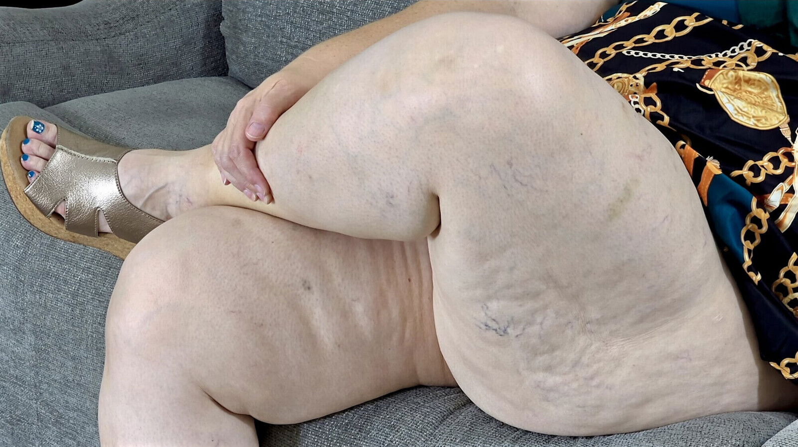 juicy real estate agent cleaning working from home short mini dress showing property close maid