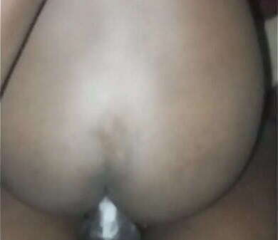 Kenyan Lady loving Dick Creamy Pussy