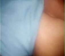 Mi canina pide fuerte