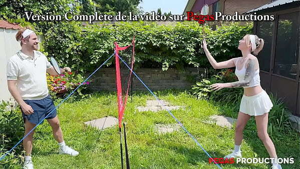 Pegas Productions - La Belle Nicki Hunter se fait Fourrer dans l'_Cul par son Entrainer