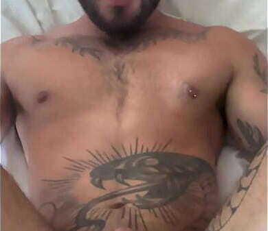 Dotad&atilde_o peludo fudendo rabo muleke tatuado PROMO