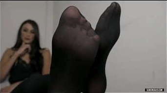 Nina&rsquo_s, Latina Soles Podiatry