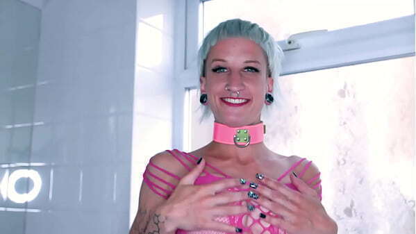 Euro German chick cuckveiw