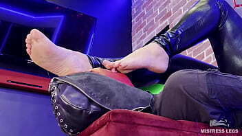 Mistress Put Her Tasty Bare Feet And Toes Into Slave Mouth