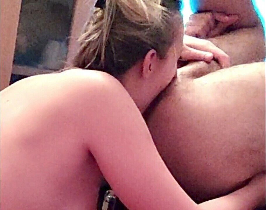 Amateur's first experience with rimming licking Part