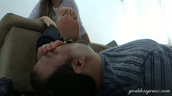 Goddess Grazi sweaty soles