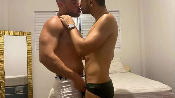 Meti at&eacute_ espumar militar Assista Completo