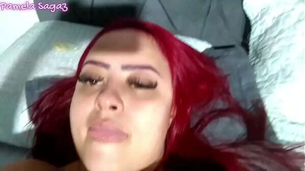 Pauzudo fode novinha peitos enormes