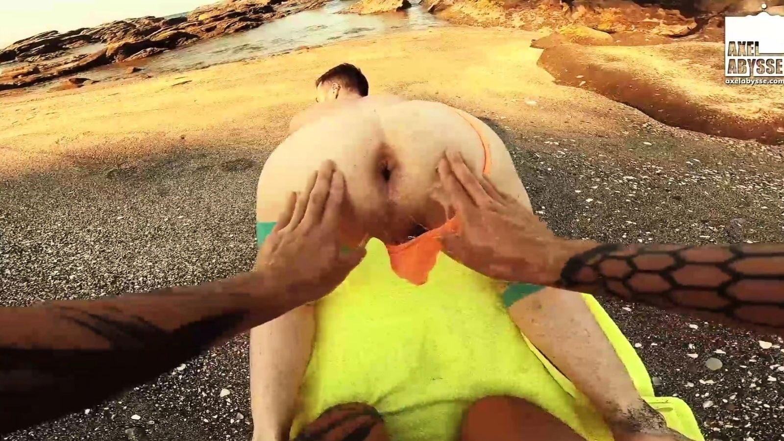 Tattooed Axel Abysse Receives Outdoor Fist