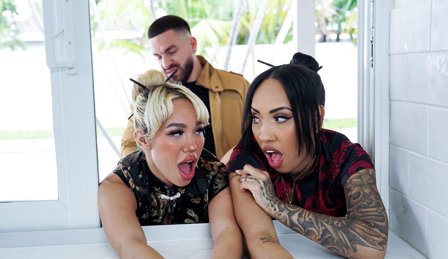 Kona Jade Luna Luxe take turns getting their exotic pussies drilled