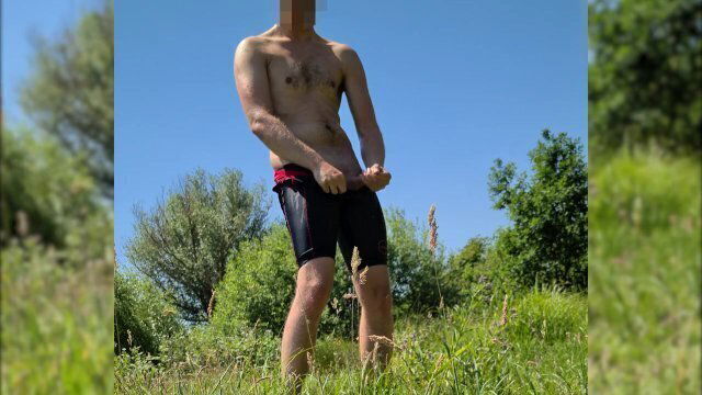 Cooling jerking triathlon suit