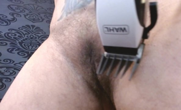 Shaving Pussy Using Clippers Closeup like Bush
