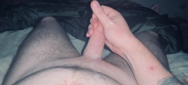 Проснулся возбуждения кончил себя