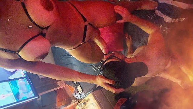 SHEMALE latina good time before beach with your Friend Travel Barcelona