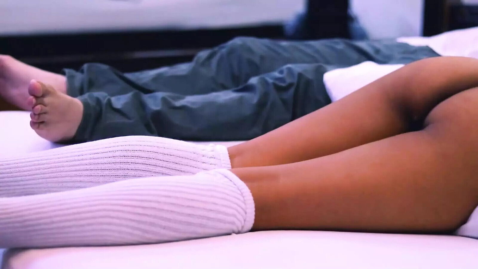 College girl hardcore hotel room with stranger, getting fucked missionary