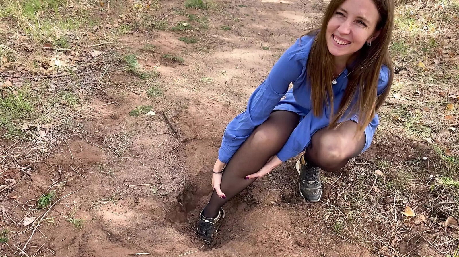 Pretty Girl Stuck Woods