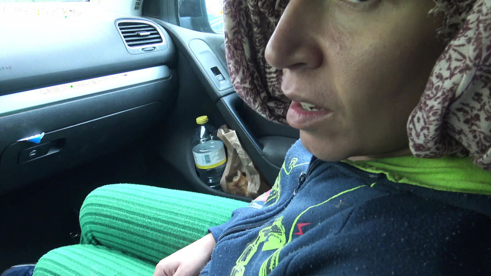 Kurdish Cuckold Wife Gives Year American Stepson Handjob