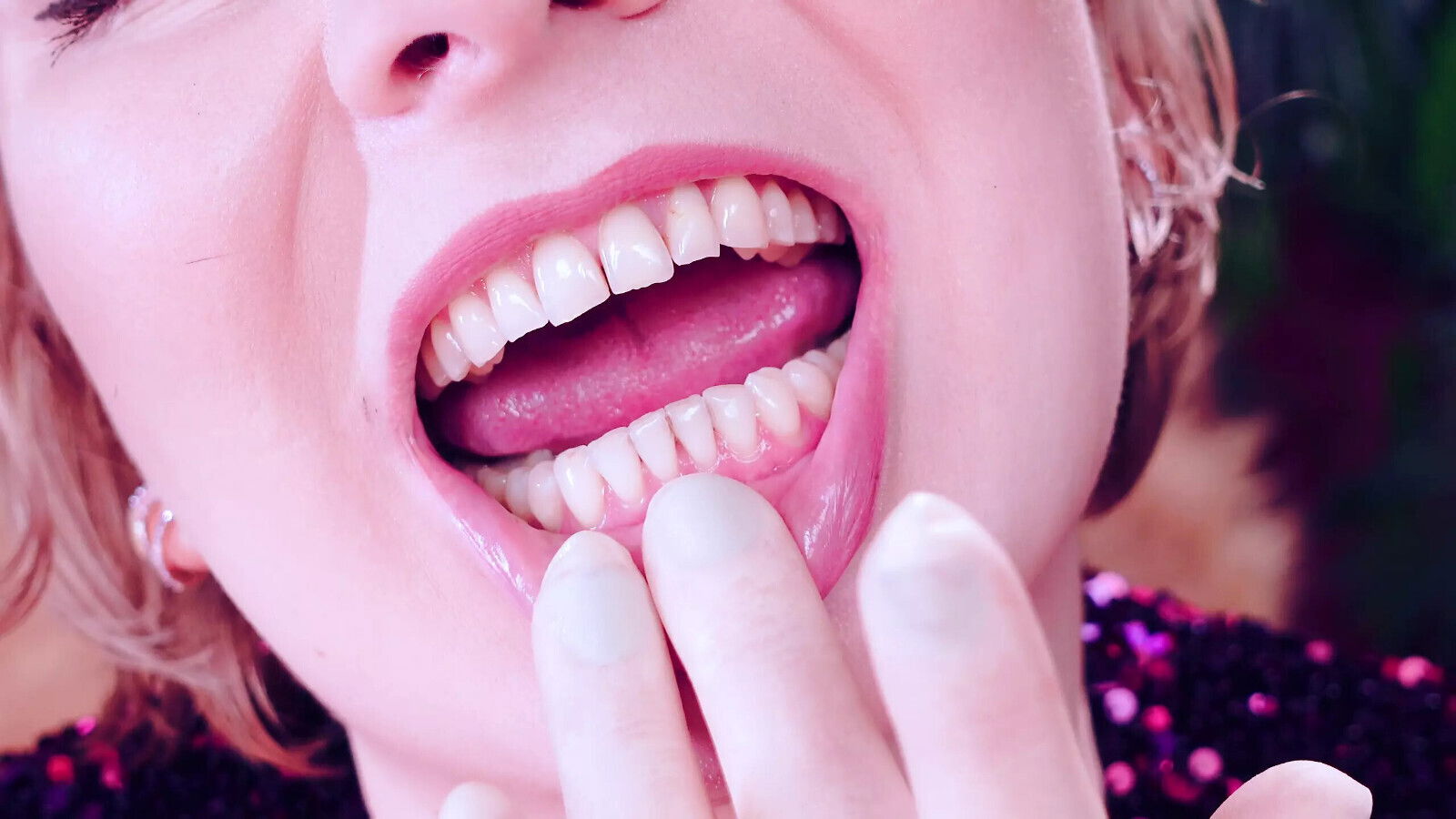 Latex Gloves Asmr Video. Dentist Fetish. Grander