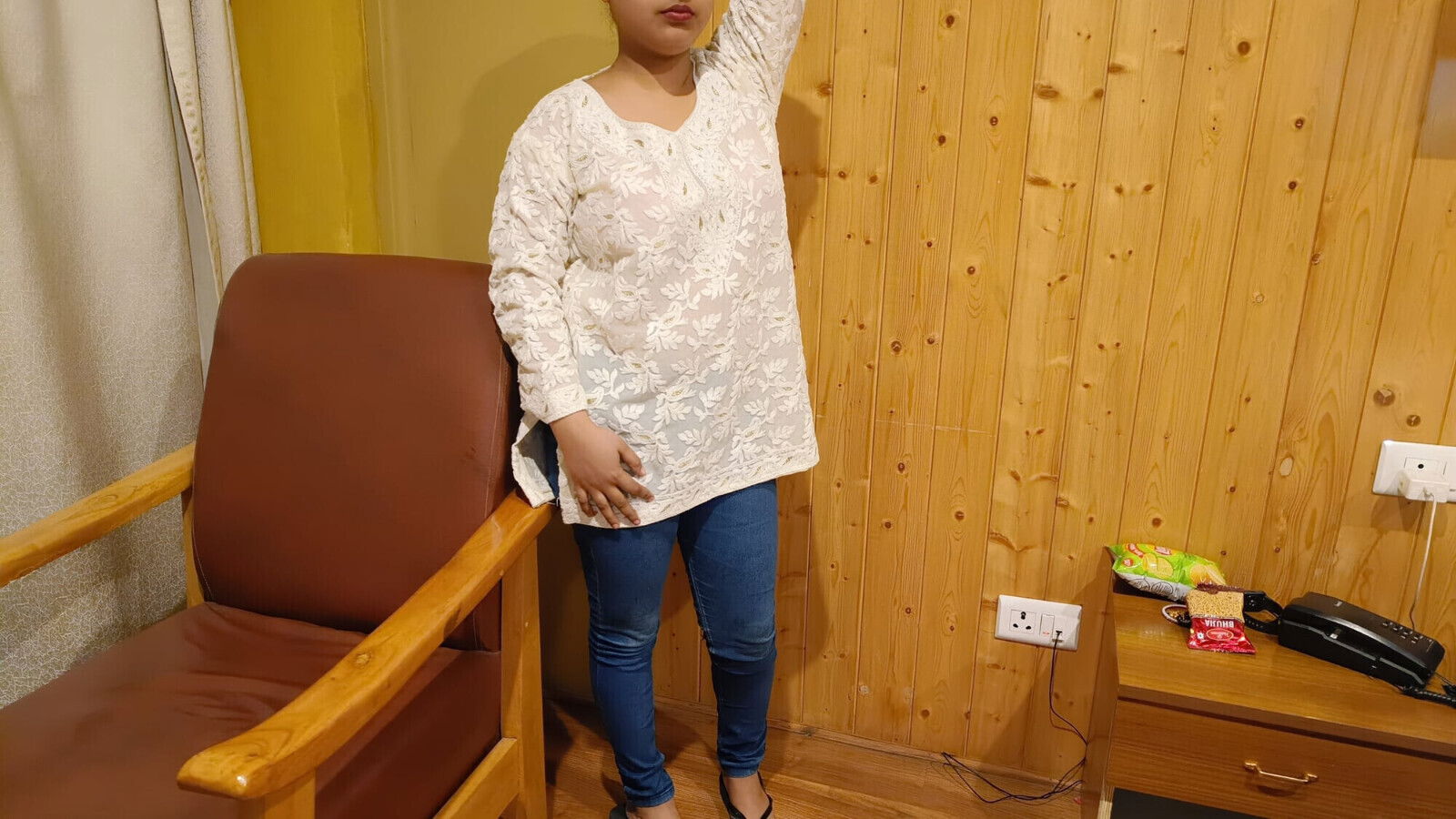 Indian horney girl fucking with boyfriend outdoor hotel never expected fucking hard after fucking crying