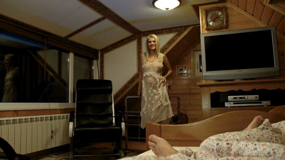 Pornstar Jasmine Rouge Hotel room passionate blowjob