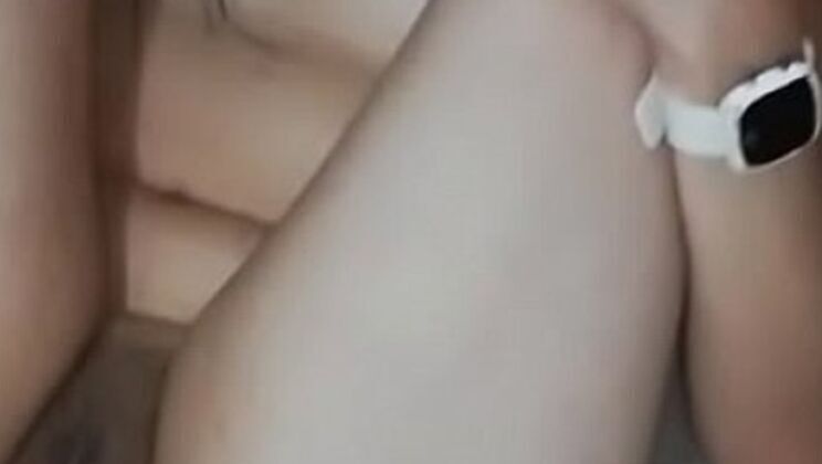 Teen Estefani Gives Crisanto999 Nighttime Blowjob Creampie Amateur