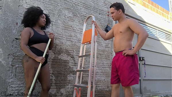 Minha vizinha muito gostosa, inventei desculpa para comer livre