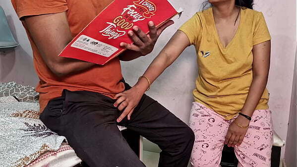 अच्छे मार्क्स स्कूल स्टूडेंट अपने ट्यूशन टीचर (हिंदी ऑडियो)