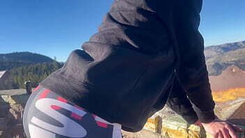 MAMMOTH MOUNTAIN Suck Balls