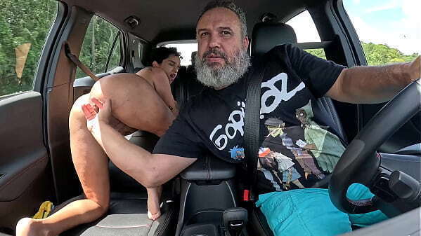 Mais carioca carona desceu serra dando cuzinho carro Talita Lima