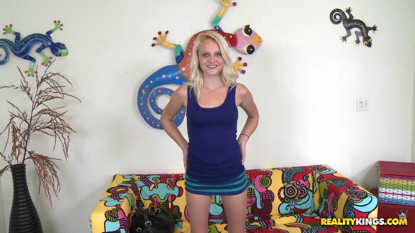 Stacey Kiss blonde beauty with amazing skills with mouth.