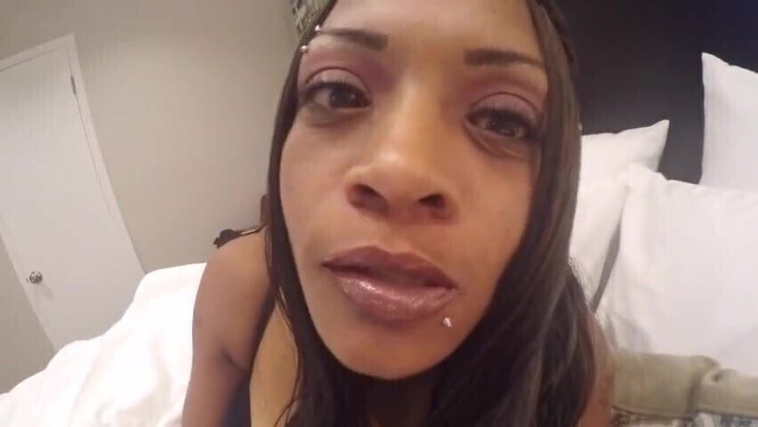 Henny Red my Pussy Matters looking for some Hoes to Join her