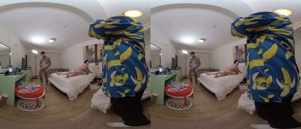 Avalon Mira PAWG LICKS from BANANA FIRST DOUBLE VAGINAL THREESOME