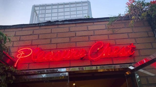 Dominatrix Mara Tours Pleasure Chest Store