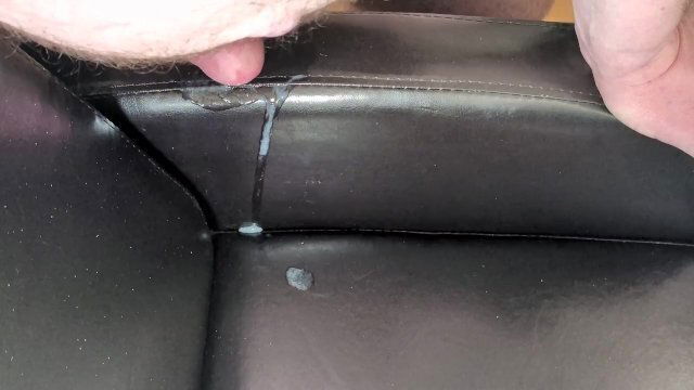 Cuming Girlfriend's Super Soft Leather Chair