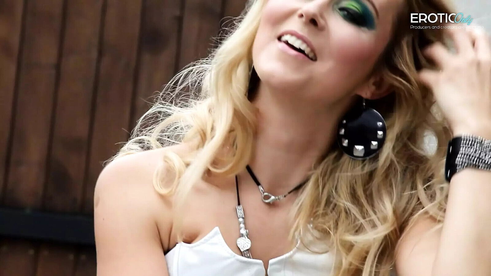 Milf shows perfect body motorcycle then does show EroticOlny!