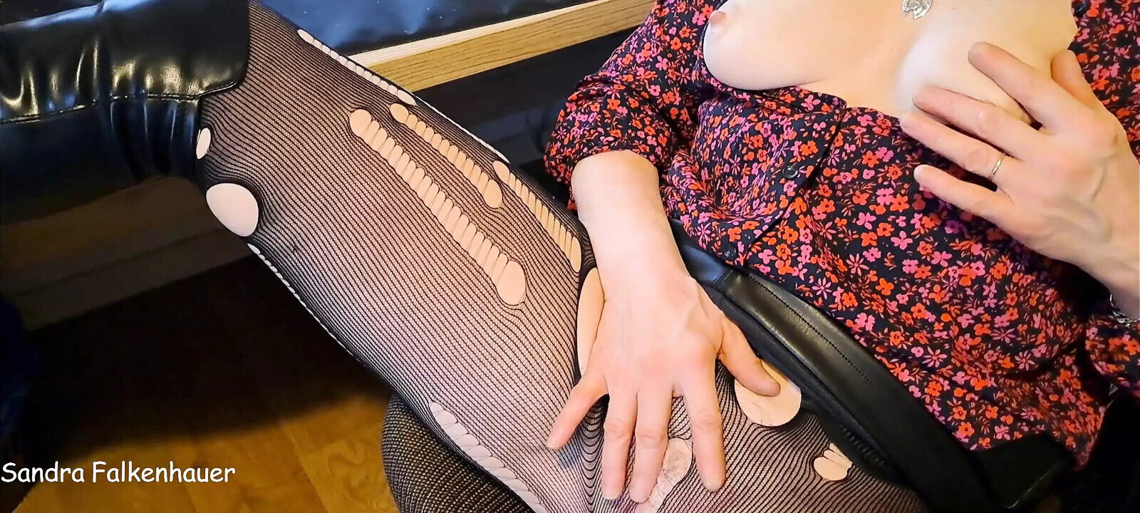 Little caress tights