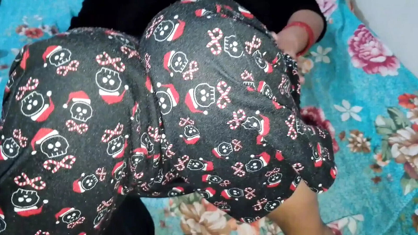 Desi wife fucked night suit Indian Couple