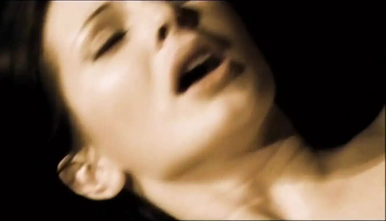 Fantastic Busty Pornstar Sofia Gucci Enjoys Doggy Style with Inside Pussy