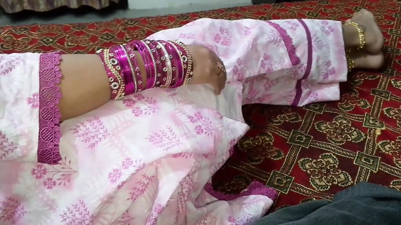 Step brother with Indian Step Sister when alone (Desi Sex)