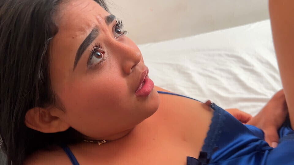 Masked thief enters house fucks very well