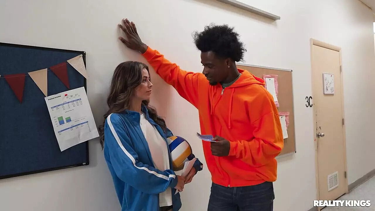 Scoring With Volleyball Captain Reality Kings