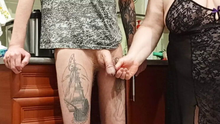 MILF Sucks Jerks Dick While Home Alone Zona901