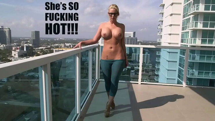 Phoenix Marie's Juicy PAWG Booty Gets Worshipped Fucked Hard Brick Danger