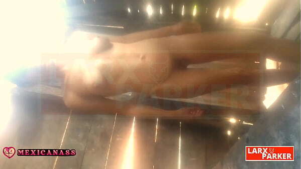 Kassandra muestra delicioso culito conchita, ganas chuparle todo