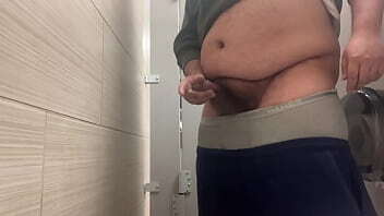 Large Dick Puerto Rican American ejaculating